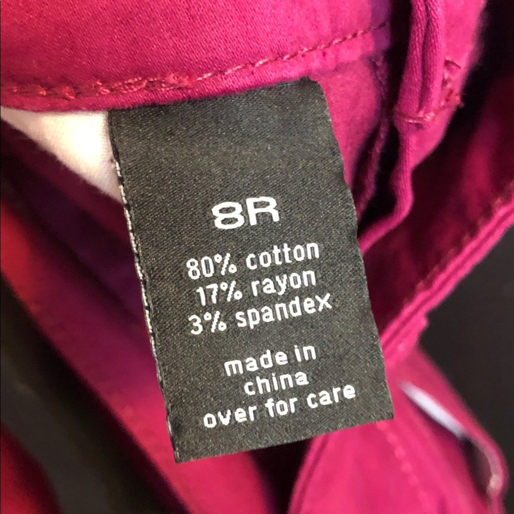 The Limited Raspberry Legging Jeans - Picture 4 of 5